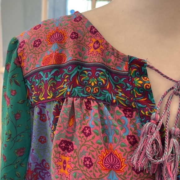 Dalia Floral Multicolor Women's Top.  Size M - Picture 3 of 9